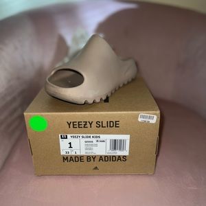Yeezy kids slides
